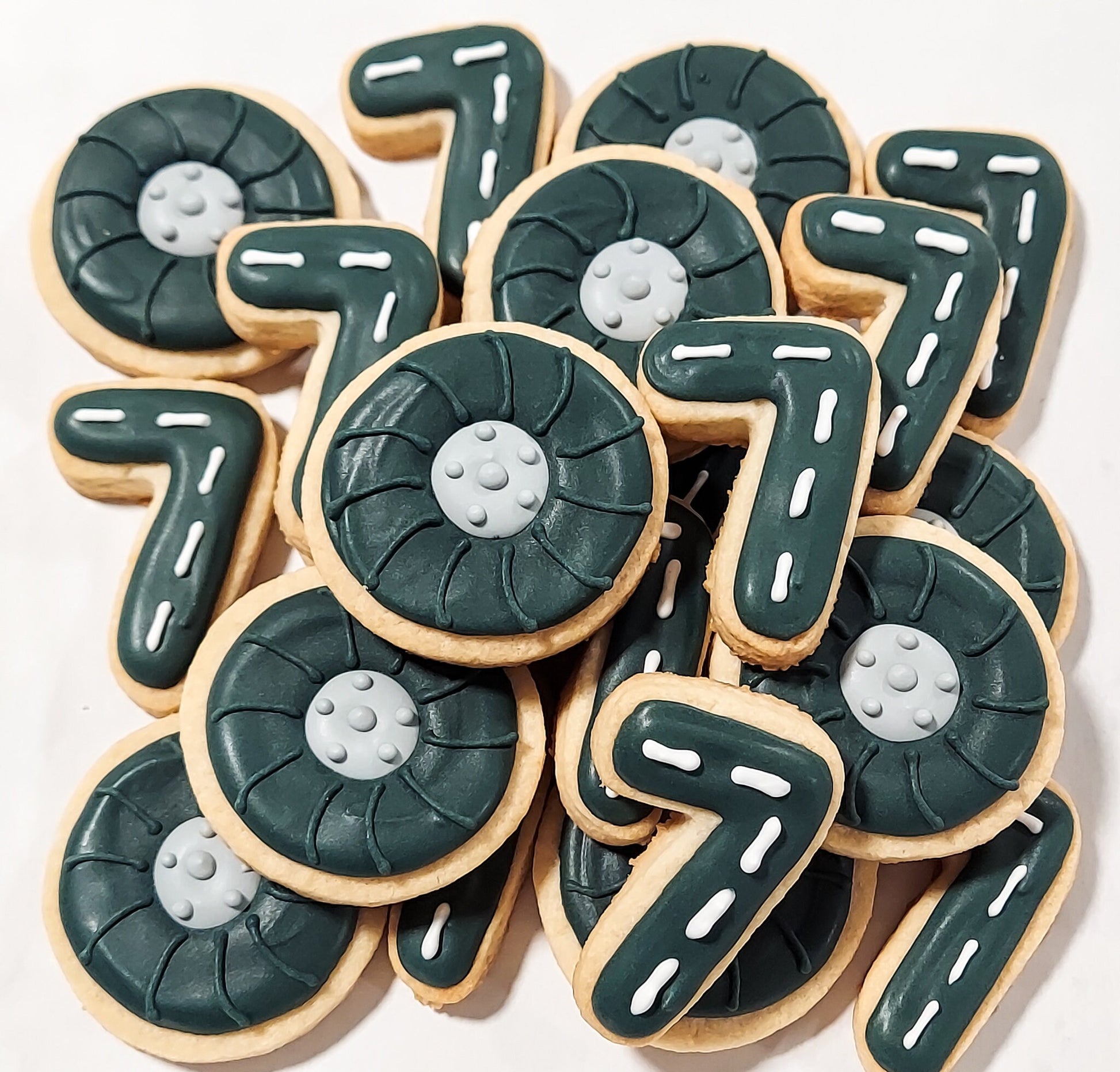 Mini Tire/Wheel Cookies (2 dozen)