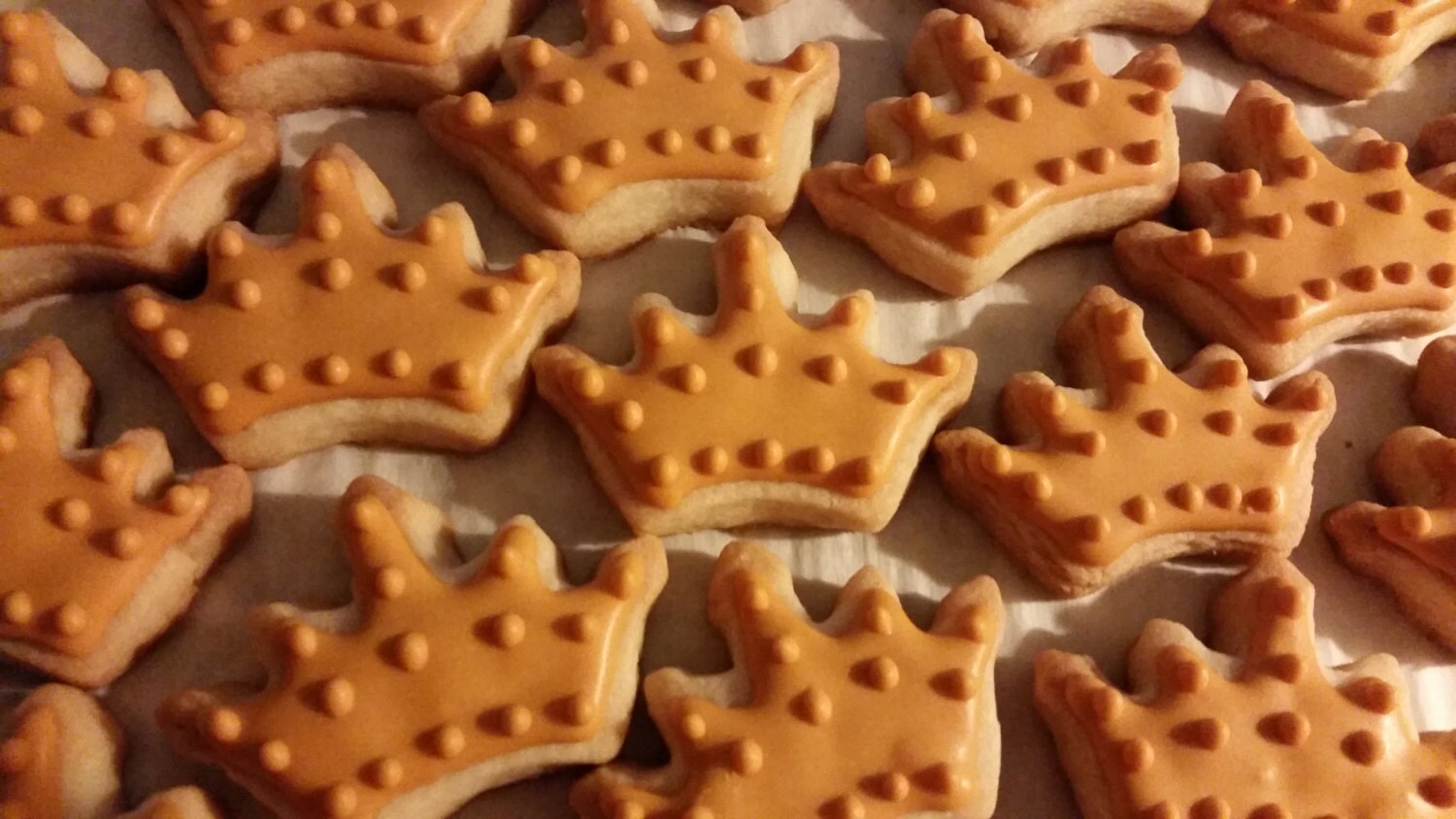 Mini Crown Cookies (3 dozen)